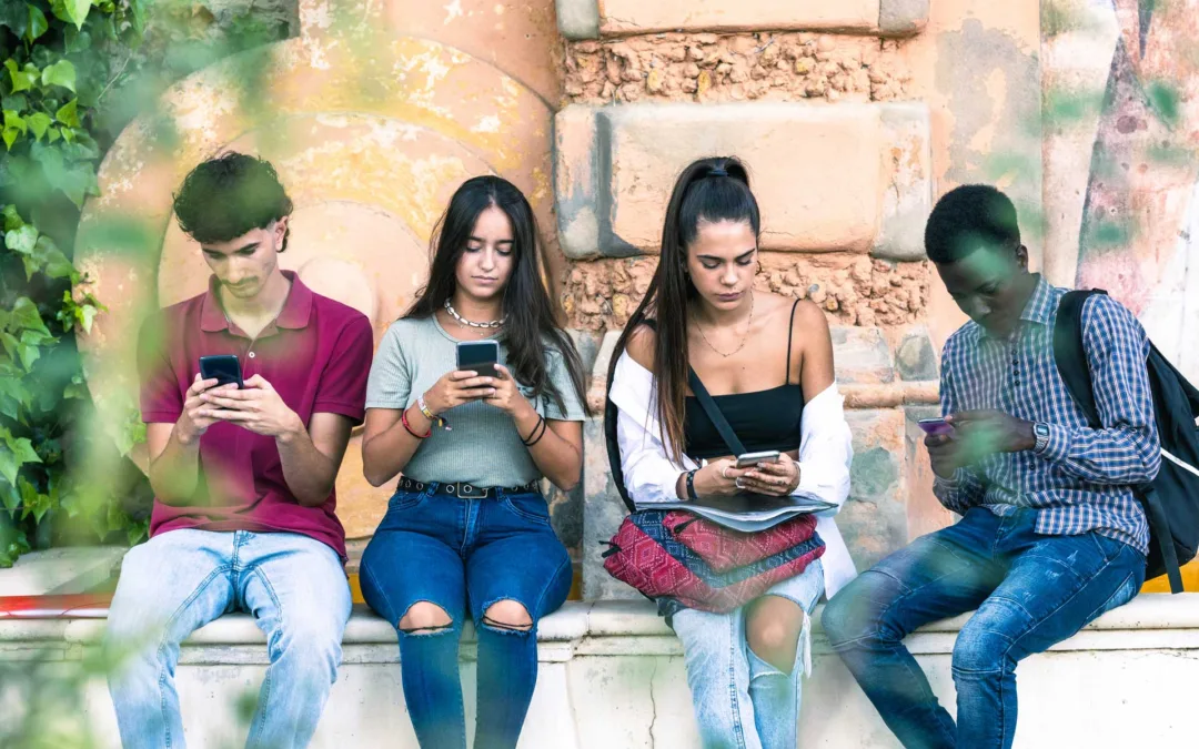 Social Media Effects on Youth: Powerful Insights for Parents and Educators